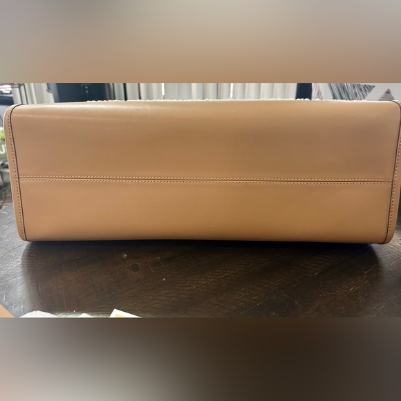 Michael Kors Cream and Tan Shearling Tote NWOT - Picture 3 of 8
